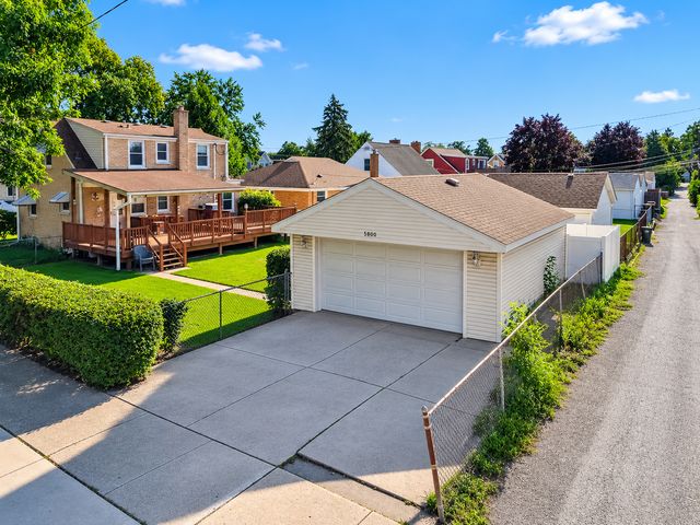 5800 Crain Street, Morton Grove, IL 60053