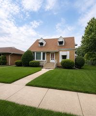 5800 Crain Street, Morton Grove, IL 60053