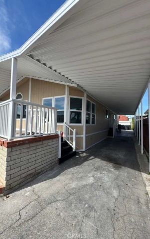 215 S Sullivan 109, Santa Ana, CA 92704