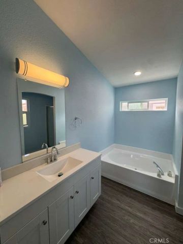 215 S Sullivan 109, Santa Ana, CA 92704