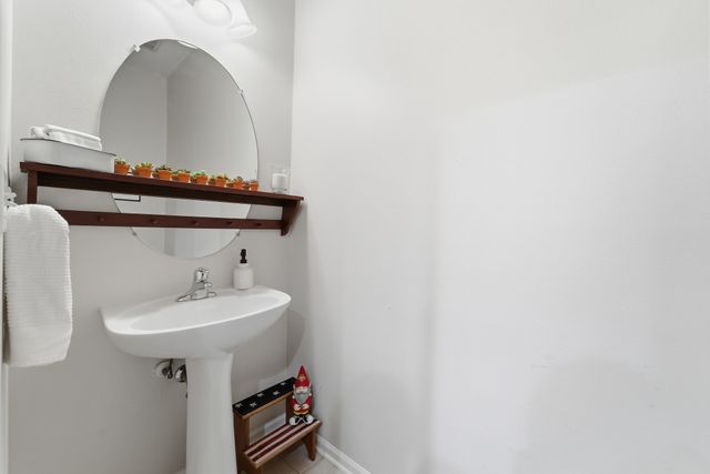 3910 NE Raintree Lane, Ankeny, IA 50021