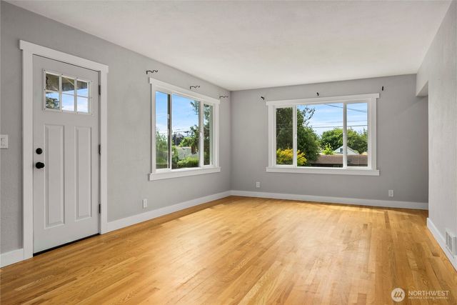 113 W Chenault Avenue, Hoquiam, WA 98550