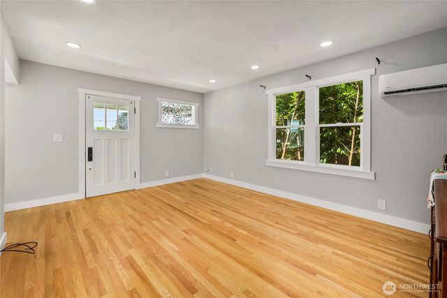 113 W Chenault Avenue, Hoquiam, WA 98550