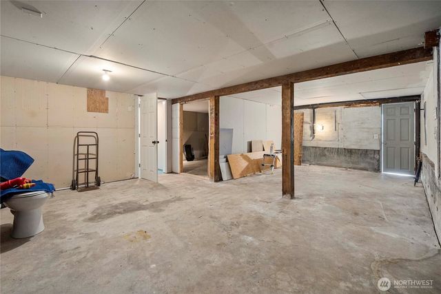 113 W Chenault Avenue, Hoquiam, WA 98550