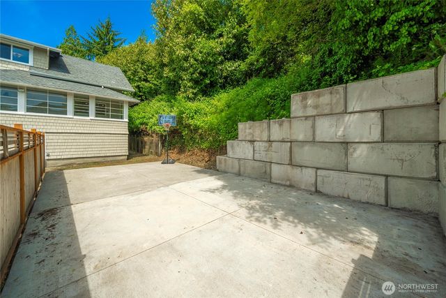 113 W Chenault Avenue, Hoquiam, WA 98550