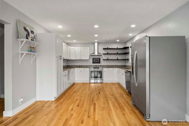 113 W Chenault Avenue, Hoquiam, WA 98550