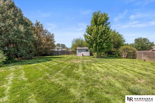 1835 W Apricot Lane, Lincoln, NE 68522