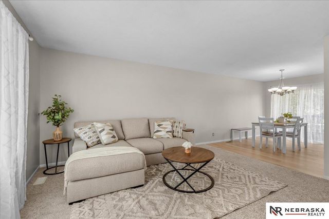 1835 W Apricot Lane, Lincoln, NE 68522