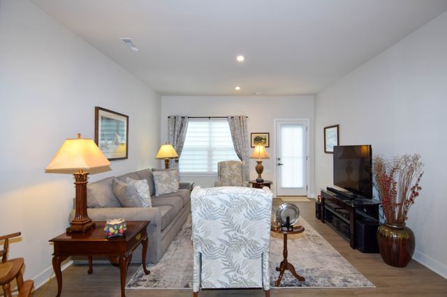 104 Great Falls Ct, Gallatin, TN 37066
