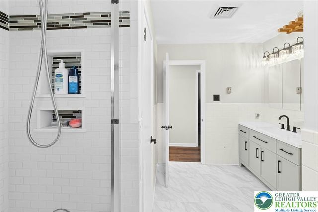 1 Cross Creek Lane, Tinicum Twp, PA 18972