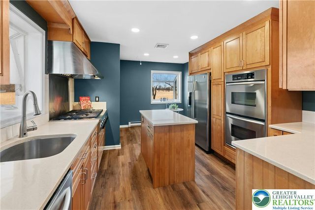 1 Cross Creek Lane, Tinicum Twp, PA 18972