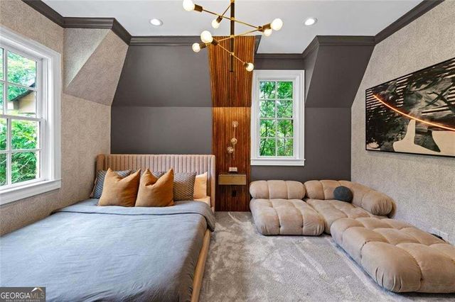 453 Londonberry Road NW, Atlanta, GA 30327
