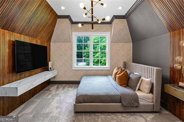 453 Londonberry Road NW, Atlanta, GA 30327