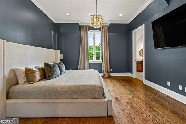 453 Londonberry Road NW, Atlanta, GA 30327