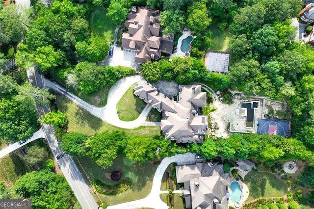 453 Londonberry Road NW, Atlanta, GA 30327