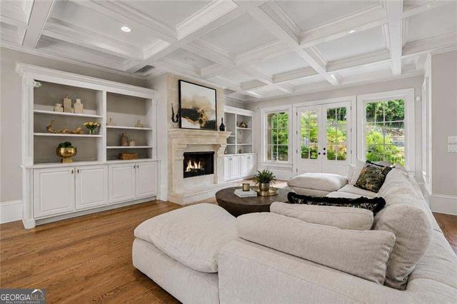 453 Londonberry Road NW, Atlanta, GA 30327