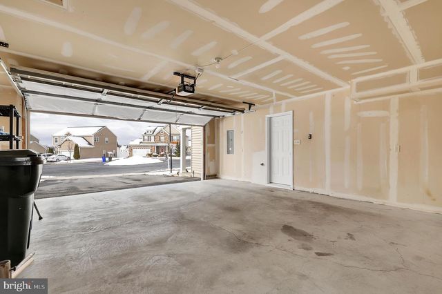 12519 OLIVINE CT, Hagerstown, MD 21740