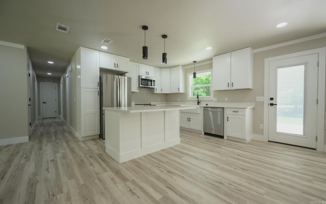 306 Gary Dr., Mena, AR 71953