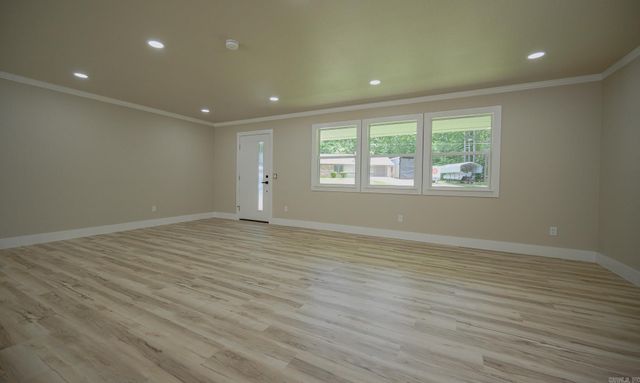 306 Gary Dr., Mena, AR 71953