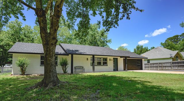 306 Gary Dr., Mena, AR 71953