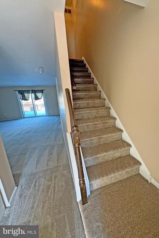 802 SEMINOLE GDNS GDNS, Ambler, PA 19002