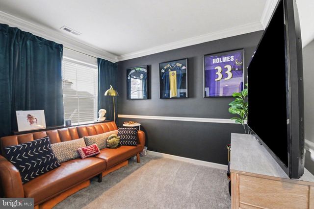 25 NATURES WAY CIR, New Oxford, PA 17350