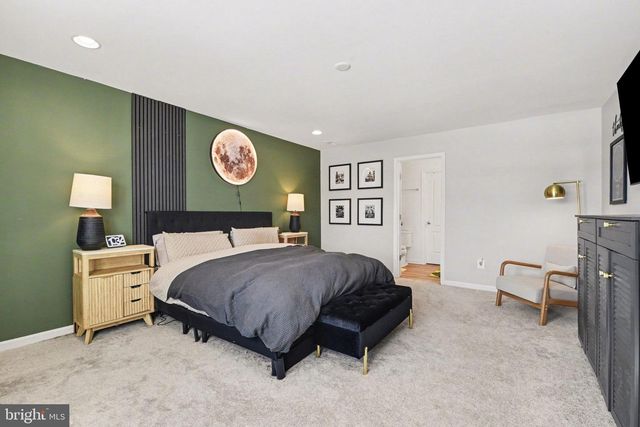 25 NATURES WAY CIR, New Oxford, PA 17350