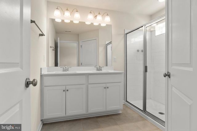 50 AUTUMN PARK DR, Medford, NJ 08055