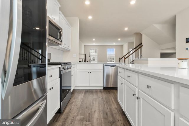 50 AUTUMN PARK DR, Medford, NJ 08055