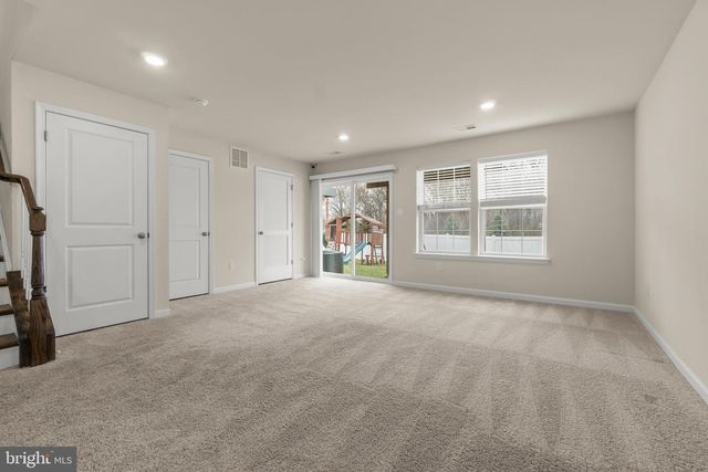 50 AUTUMN PARK DR, Medford, NJ 08055