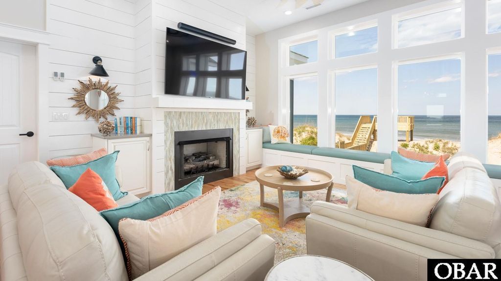 Image 11 of property listing at 909 Lighthouse Drive Lot #8, Corolla, NC 27927