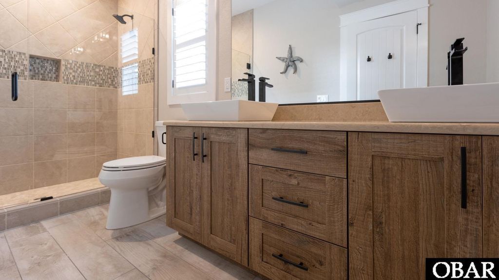 Image 27 of property listing at 909 Lighthouse Drive Lot #8, Corolla, NC 27927