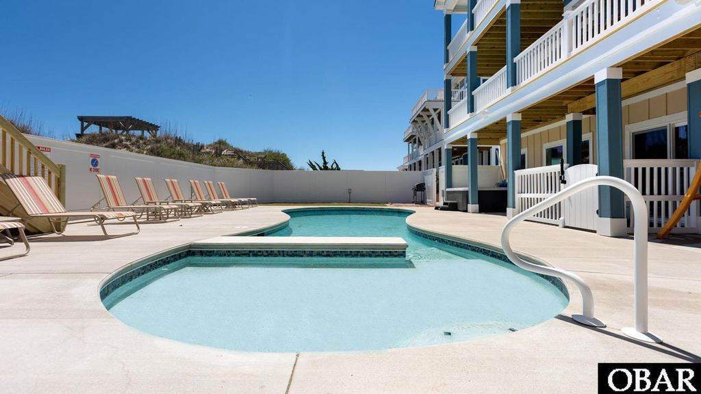 Image 5 of property listing at 909 Lighthouse Drive Lot #8, Corolla, NC 27927