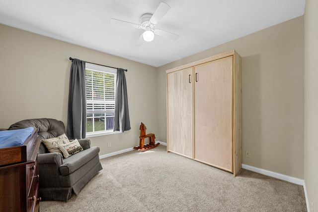 1108 Gunpoint Dr, Clarksville, TN 37042