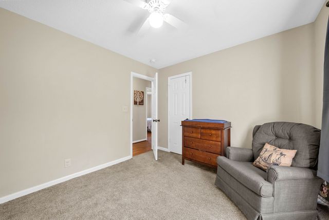 1108 Gunpoint Dr, Clarksville, TN 37042