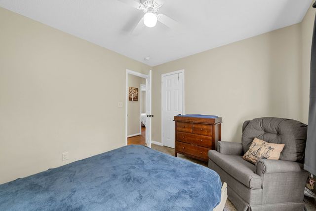 1108 Gunpoint Dr, Clarksville, TN 37042