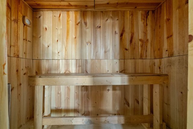 1108 Gunpoint Dr, Clarksville, TN 37042