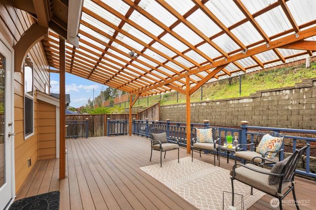 5129 51st Avenue Ct W, University Place, WA 98467