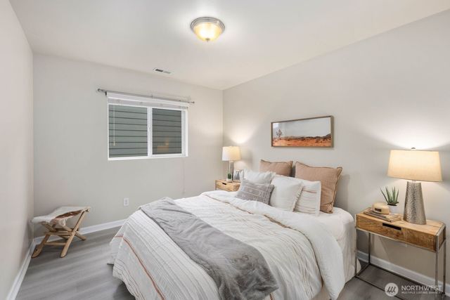 5129 51st Avenue Ct W, University Place, WA 98467