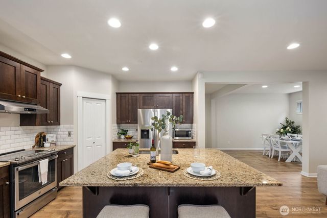 5129 51st Avenue Ct W, University Place, WA 98467