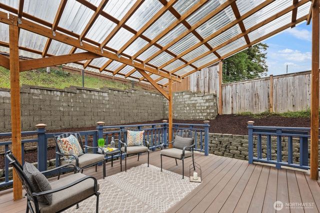 5129 51st Avenue Ct W, University Place, WA 98467