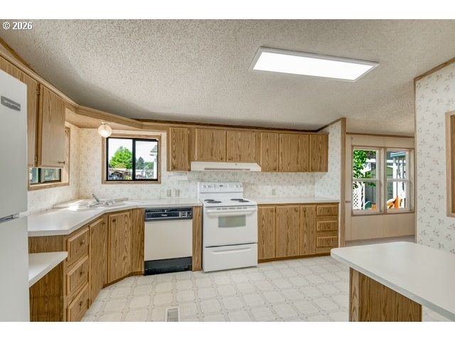 18485 Sw PACIFIC Dr unit 83, Tualatin, OR 97062