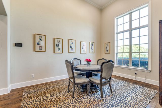 2644 Round Table Boulevard, Lewisville, TX 75056