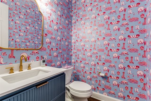 2644 Round Table Boulevard, Lewisville, TX 75056