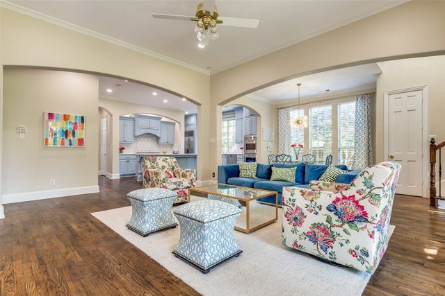 2644 Round Table Boulevard, Lewisville, TX 75056