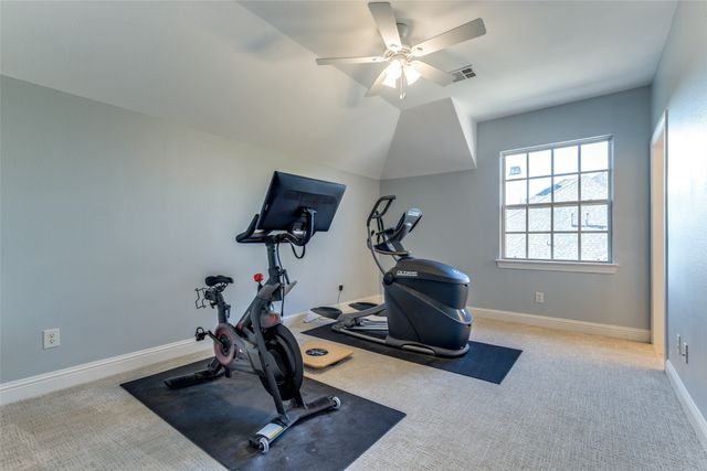 2644 Round Table Boulevard, Lewisville, TX 75056