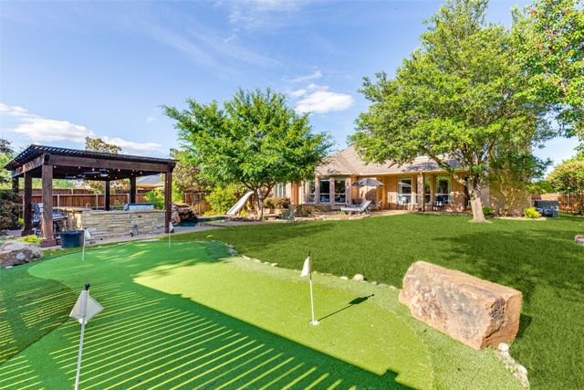 2644 Round Table Boulevard, Lewisville, TX 75056