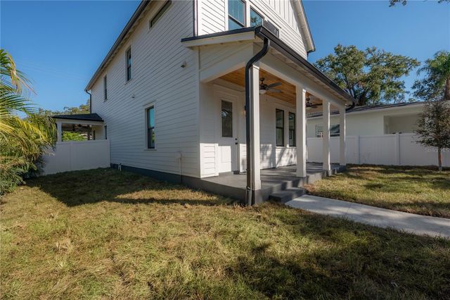 801 E NORTH STREET, Tampa, FL 33604