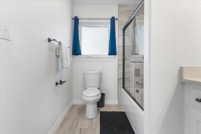 6837 Briar Road, Azle, TX 76020