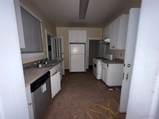 1608 Adams Street, Tuskegee, AL 36083